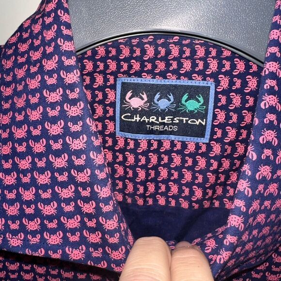 Crab button up shirt 🦀 - See measurements in pics - Picture 3 of 9